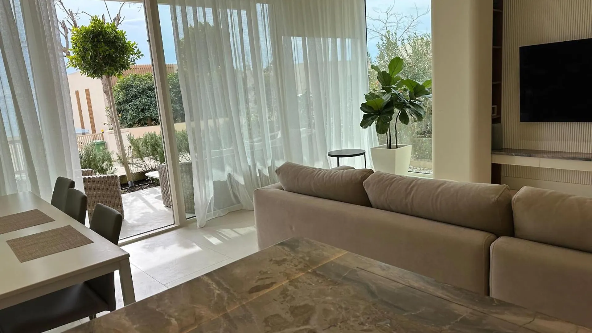 Villa Elodie, Green Coast, Palase 0*, 팔라서